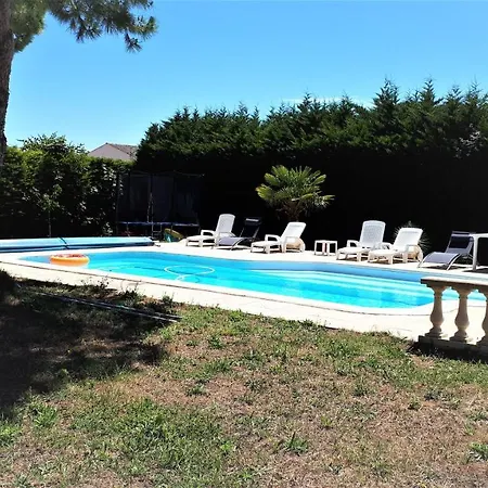 Villa15-19 Pers 300m Plage Grande Piscine Privee 酒店