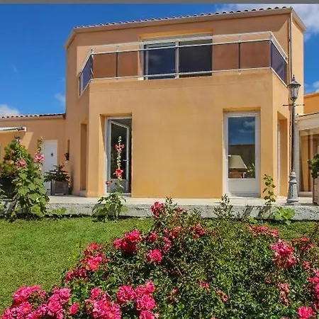 Villa15-19 Pers 300m Plage Grande Piscine Privee 酒店